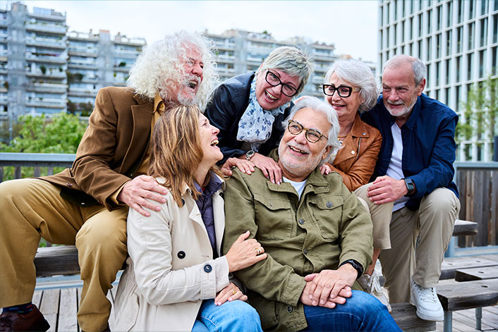 Retired-Seniors-Having-Fun