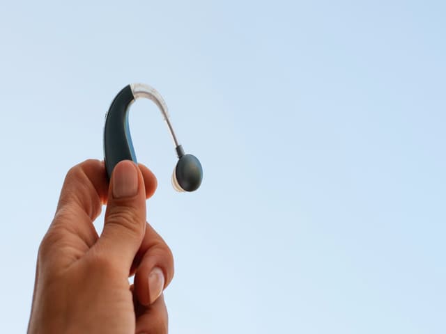 Compare over-the-counter hearing aids for seniors at home